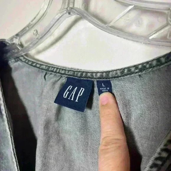 Gap denim shirt size L V-neck puff sleeve elastic waist - Picture 7 of 7